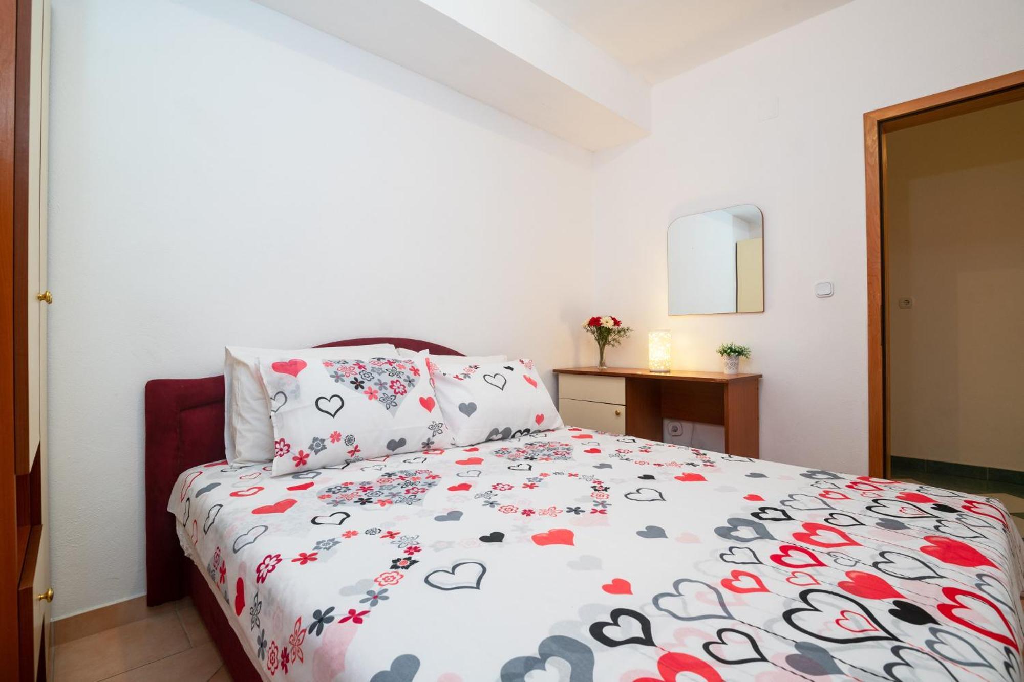 Apartments Matej Neum Quarto foto